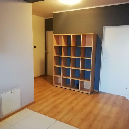 Pokoje Przy Rondzie Apartman Częstochowa Kültér fotó